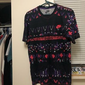 Nike sportswear tee